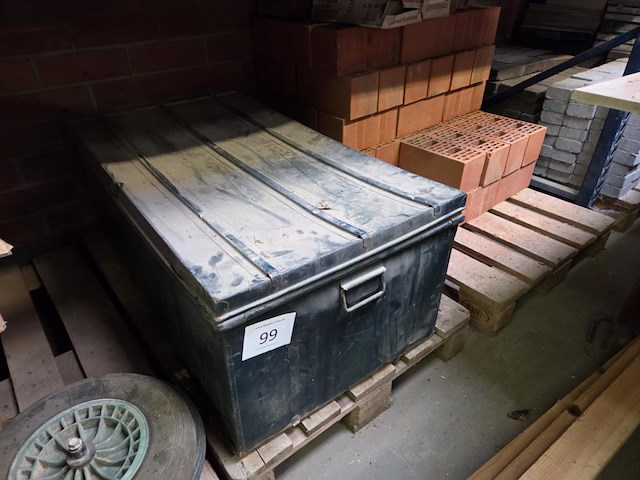 Metalen opbergkist - afbeelding 1 van  2