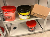 Metalen opbergrek met inhoud (4x) - afbeelding 24 van  24