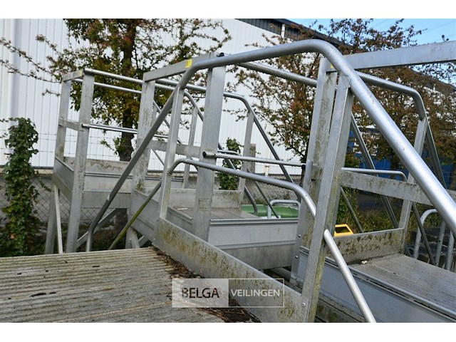 Metalen overstaptrap - afbeelding 5 van  7