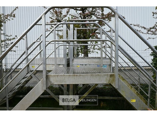 Metalen overstaptrap - afbeelding 2 van  7