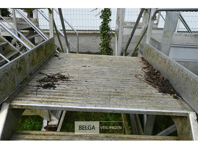 Metalen overstaptrap - afbeelding 4 van  7