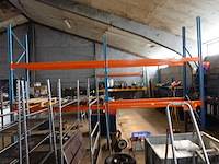 Metalen palletrek (3 staanders van 3,00m, 8 liggers van 2,5m) - afbeelding 1 van  2