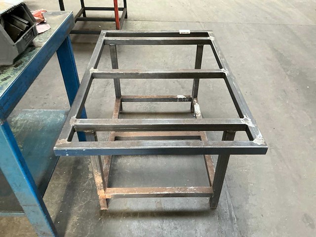 Metalen palletstaander (2x) - afbeelding 3 van  4