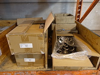 Metalen palletstelling + inhoud - afbeelding 5 van  8