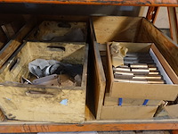 Metalen palletstelling + inhoud - afbeelding 8 van  8