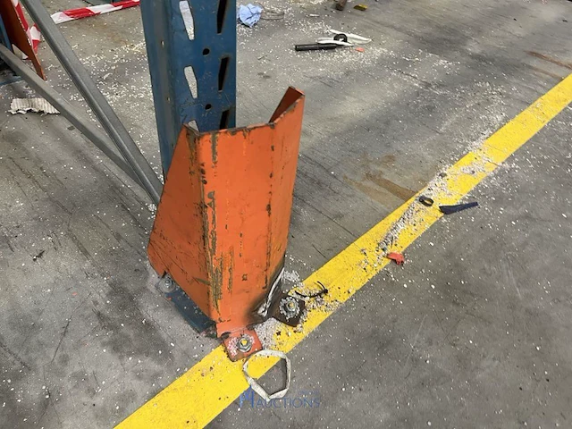 Metalen palletstelling - afbeelding 10 van  10