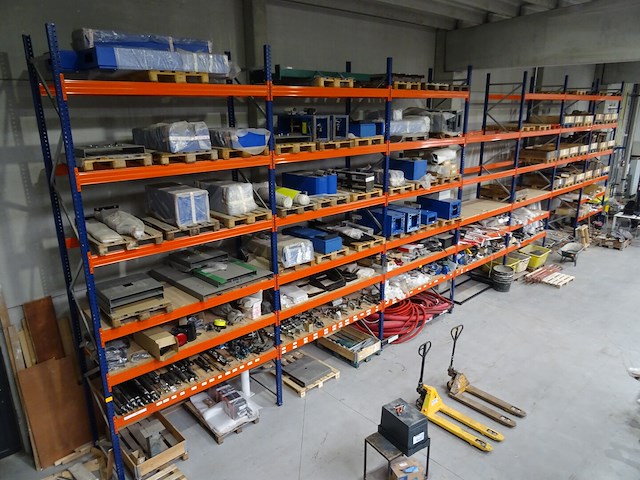 Metalen palletstelling - afbeelding 1 van  5