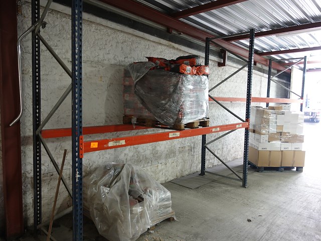 Metalen palletstelling - afbeelding 1 van  3
