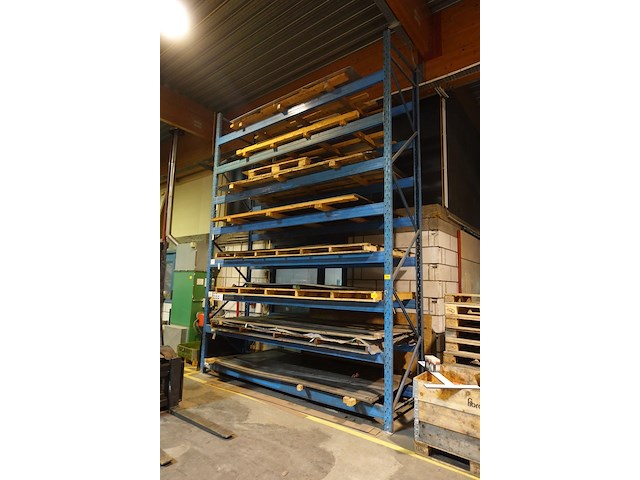 Metalen palletstelling - afbeelding 1 van  3