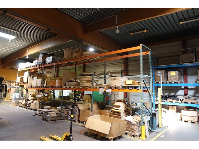 Metalen palletstelling - afbeelding 1 van  3