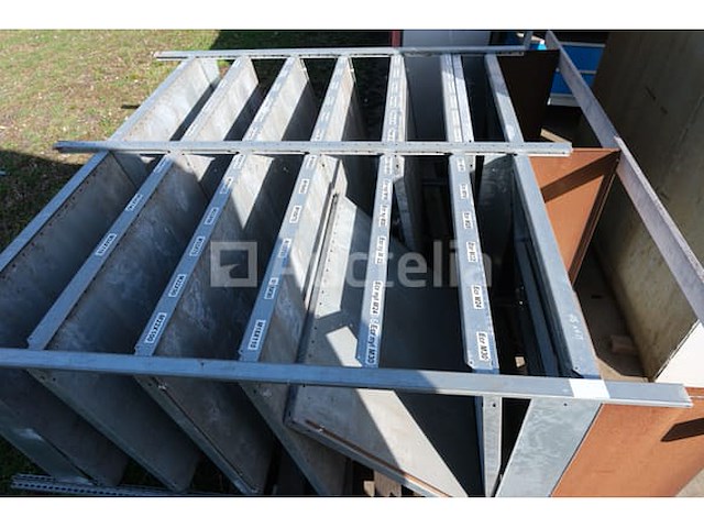 Metalen plank - afbeelding 1 van  6