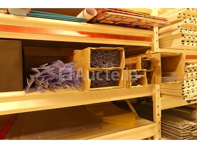 Metalen plankaccessoireset - afbeelding 26 van  28