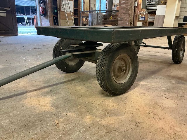 Metalen plateauwagen - afbeelding 3 van  3