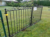Metalen poort - afbeelding 1 van  7