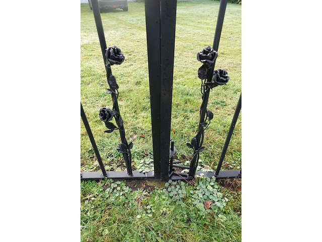 Metalen poort - afbeelding 3 van  7