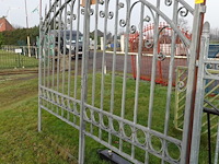 Metalen poort - afbeelding 2 van  4