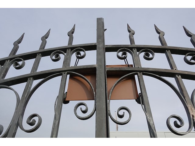 Metalen poort - afbeelding 3 van  4