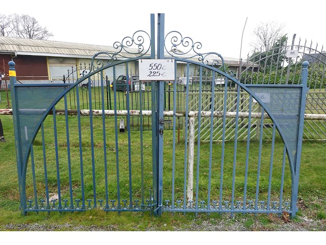 Metalen poort - afbeelding 1 van  4