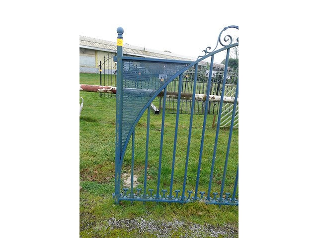 Metalen poort - afbeelding 3 van  4