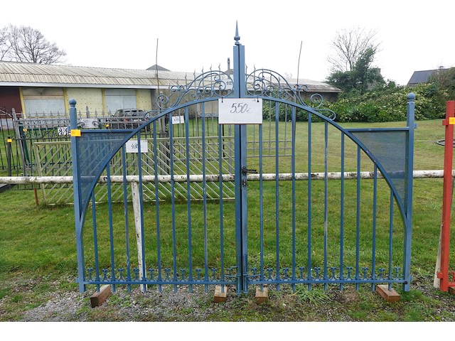 Metalen poort - afbeelding 1 van  5