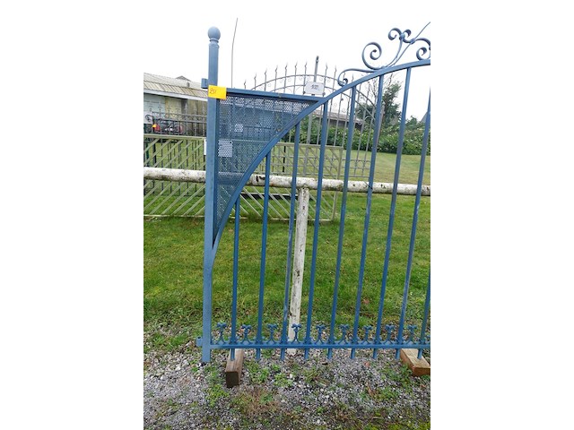 Metalen poort - afbeelding 3 van  5