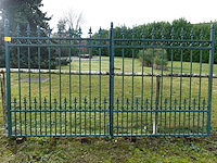 Metalen poort - afbeelding 1 van  4