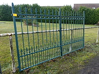 Metalen poort - afbeelding 2 van  4