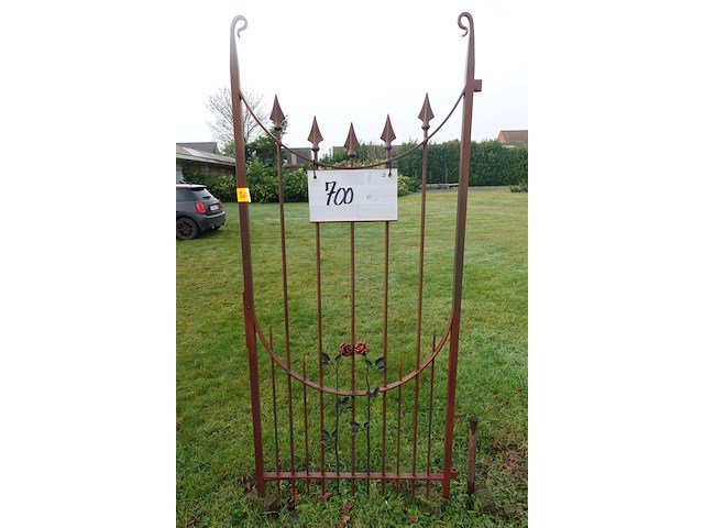 Metalen poort - afbeelding 1 van  3