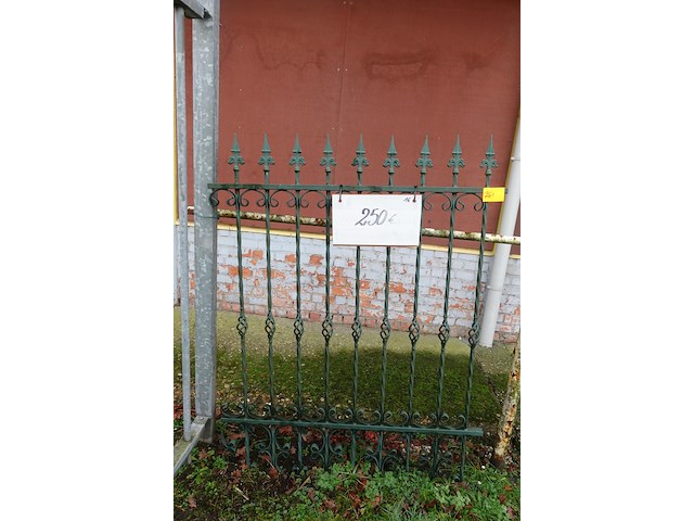 Metalen poort - afbeelding 1 van  2