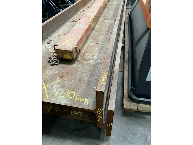 Metalen poutrels/draagbalken he650b 4 meter (2x) - afbeelding 6 van  6