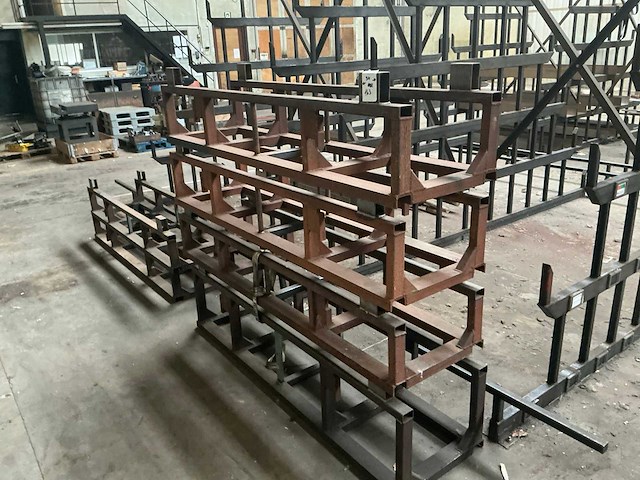 Metalen profielcontainers (9x) - afbeelding 1 van  1