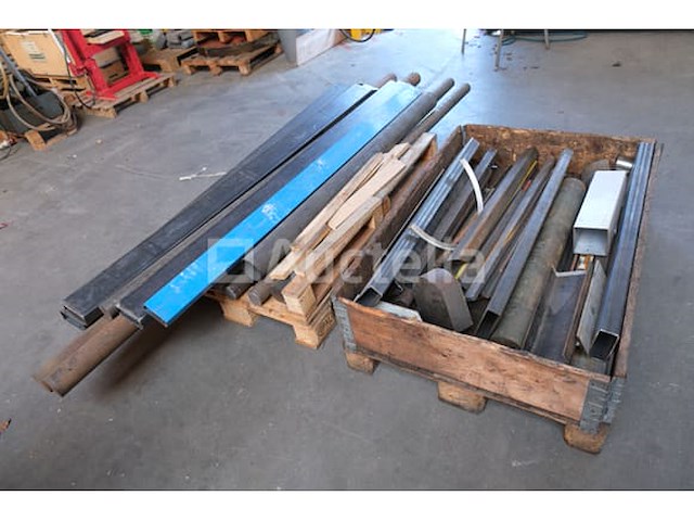 Metalen profielen en staven - afbeelding 4 van  10