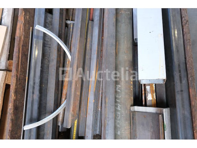 Metalen profielen en staven - afbeelding 8 van  10