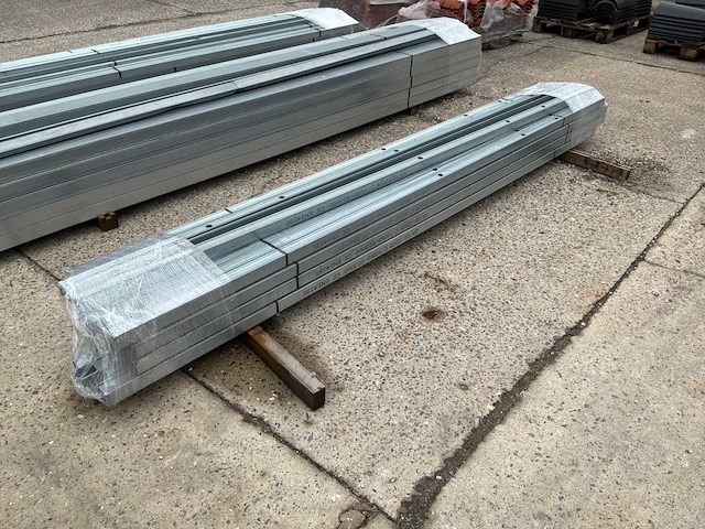 Metalen profielen - afbeelding 1 van  4