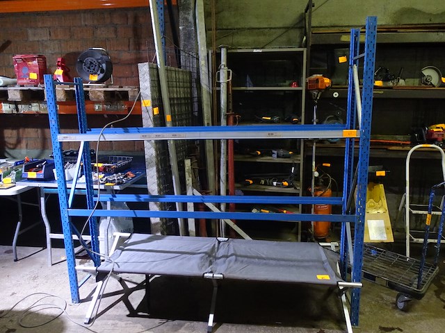 Metalen rek b. 40cm -l.2,10m -h.1,70m - afbeelding 1 van  4