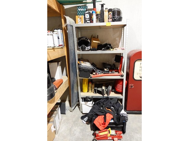 Metalen rek + inhoud - afbeelding 1 van  6