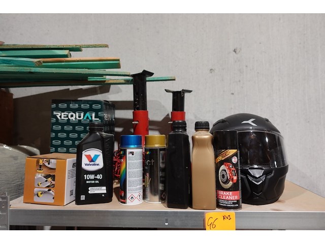 Metalen rek + inhoud - afbeelding 2 van  6