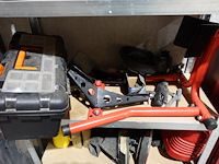 Metalen rek + inhoud - afbeelding 4 van  6