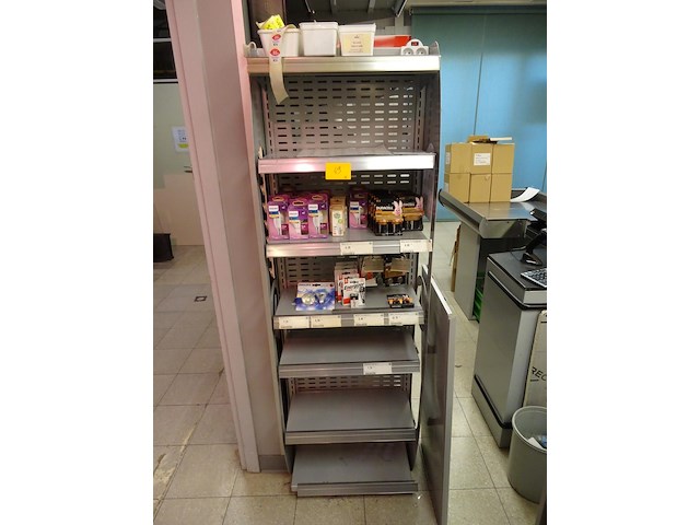 Metalen rek + inhoud - afbeelding 1 van  2