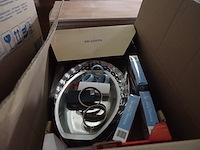 Metalen rek + inhoud - afbeelding 6 van  6