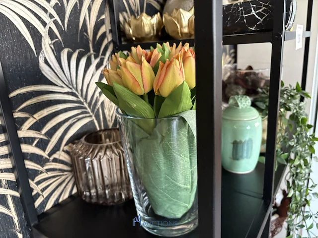 Metalen rek met decoratie - afbeelding 9 van  13