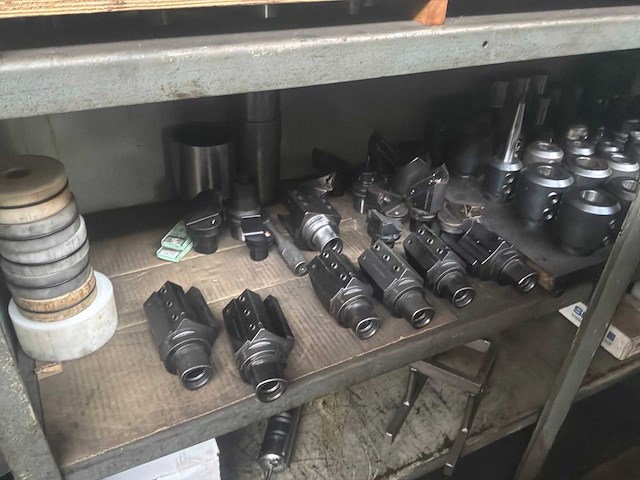 Metalen rek met gereedschapshouders - afbeelding 3 van  6