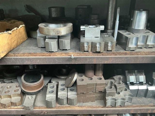 Metalen rek met grote partij tools (3x) - afbeelding 3 van  32