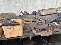 Metalen rek met grote partij tools (3x) - afbeelding 4 van  32