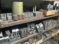 Metalen rek met grote partij tools (3x) - afbeelding 5 van  32