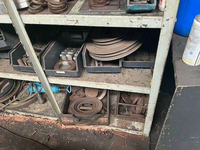 Metalen rek met grote partij tools (3x) - afbeelding 11 van  20