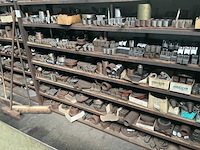 Metalen rek met grote partij tools (3x) - afbeelding 28 van  32