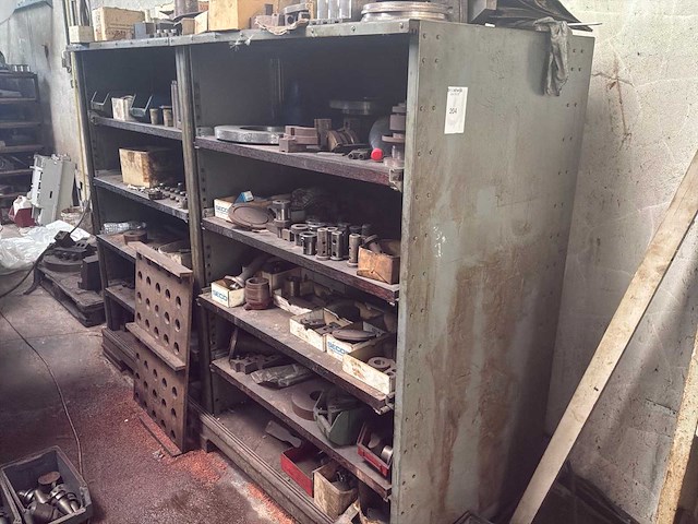 Metalen rek met grote partij tools (3x) - afbeelding 12 van  32