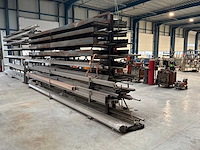 Metalen rek met inhoud (8 niveaus) - afbeelding 2 van  7