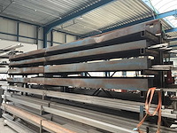 Metalen rek met inhoud (8 niveaus) - afbeelding 7 van  7